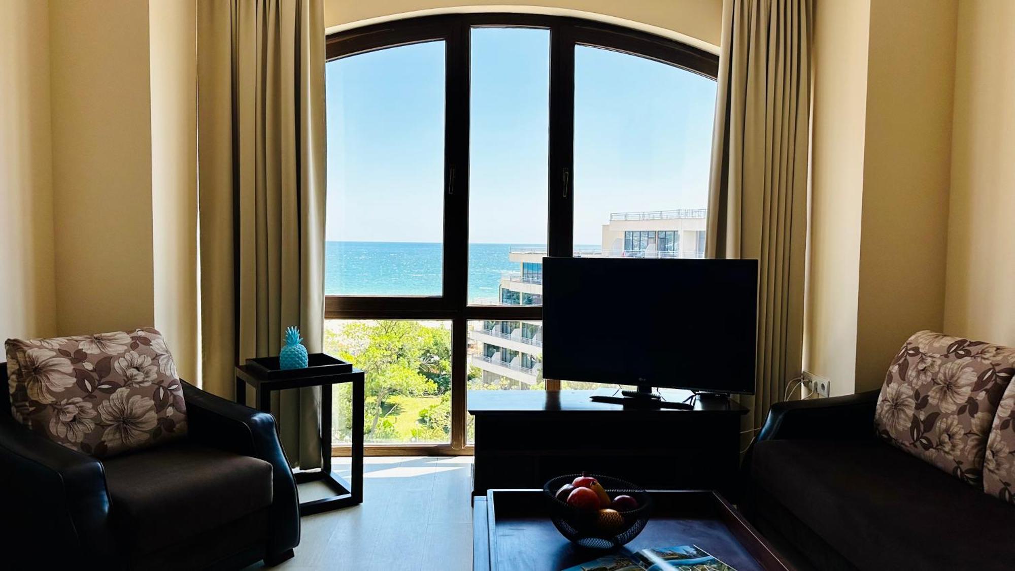 Royal Beach - Modern & Private Apartments In Center Slantchev Briag Extérieur photo